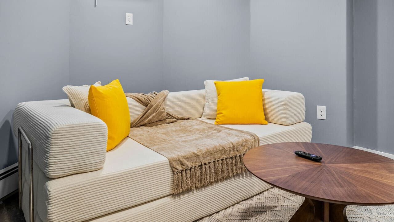 Photo of Livingroom in Washington Park