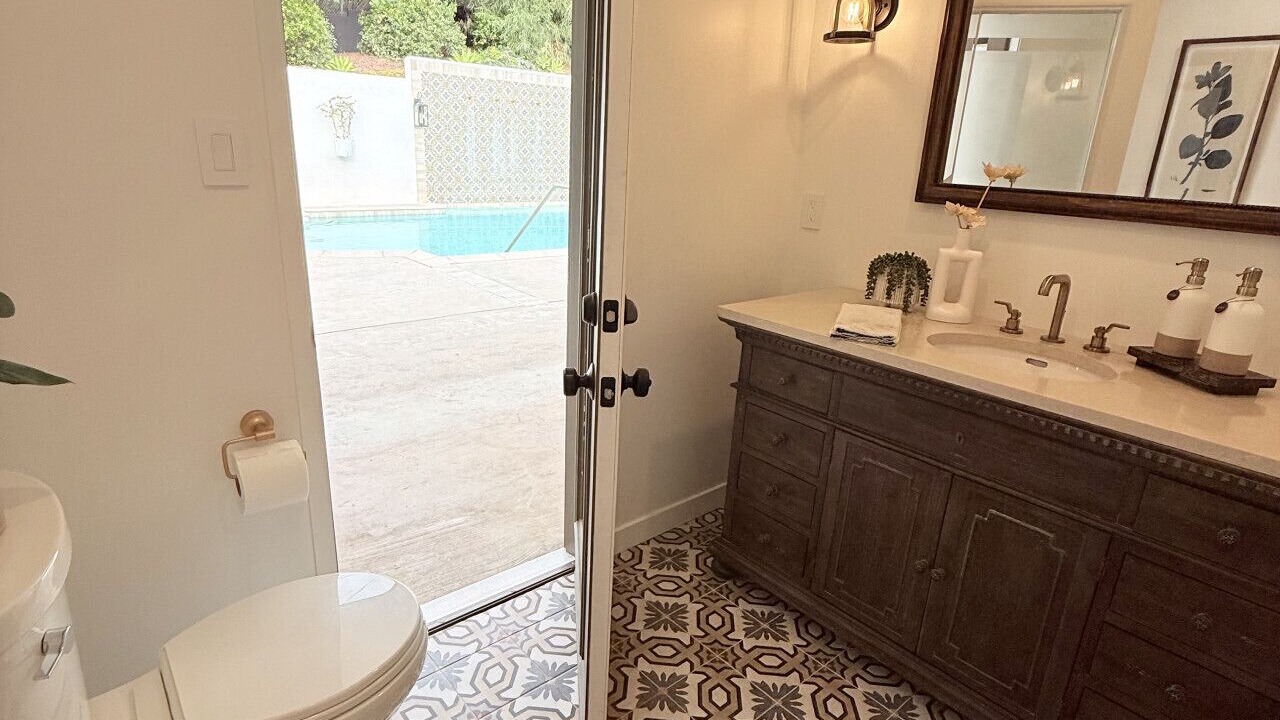 Photo of Bathroom in Meiners Oaks