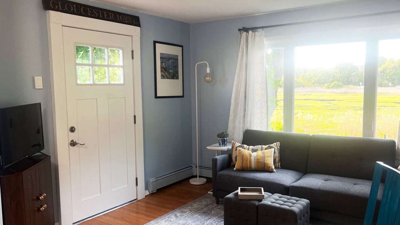 Photo of Livingroom in Gloucester