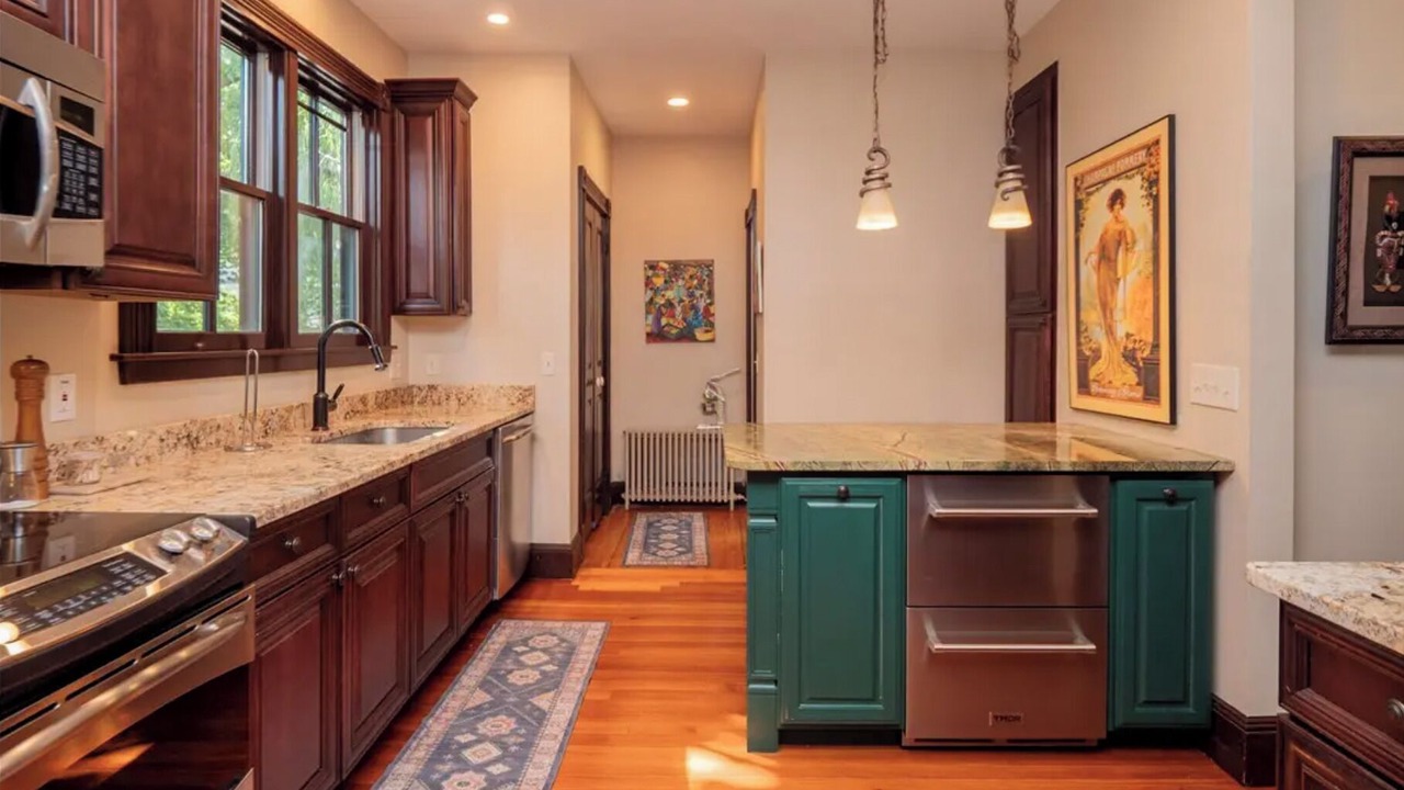 Photo of Kitchen in Top of the Hill