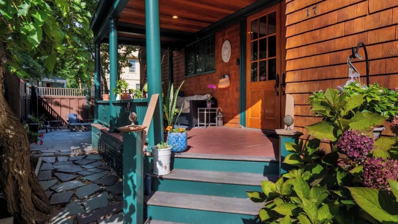 Photo of Patio Balcony in Top of the Hill