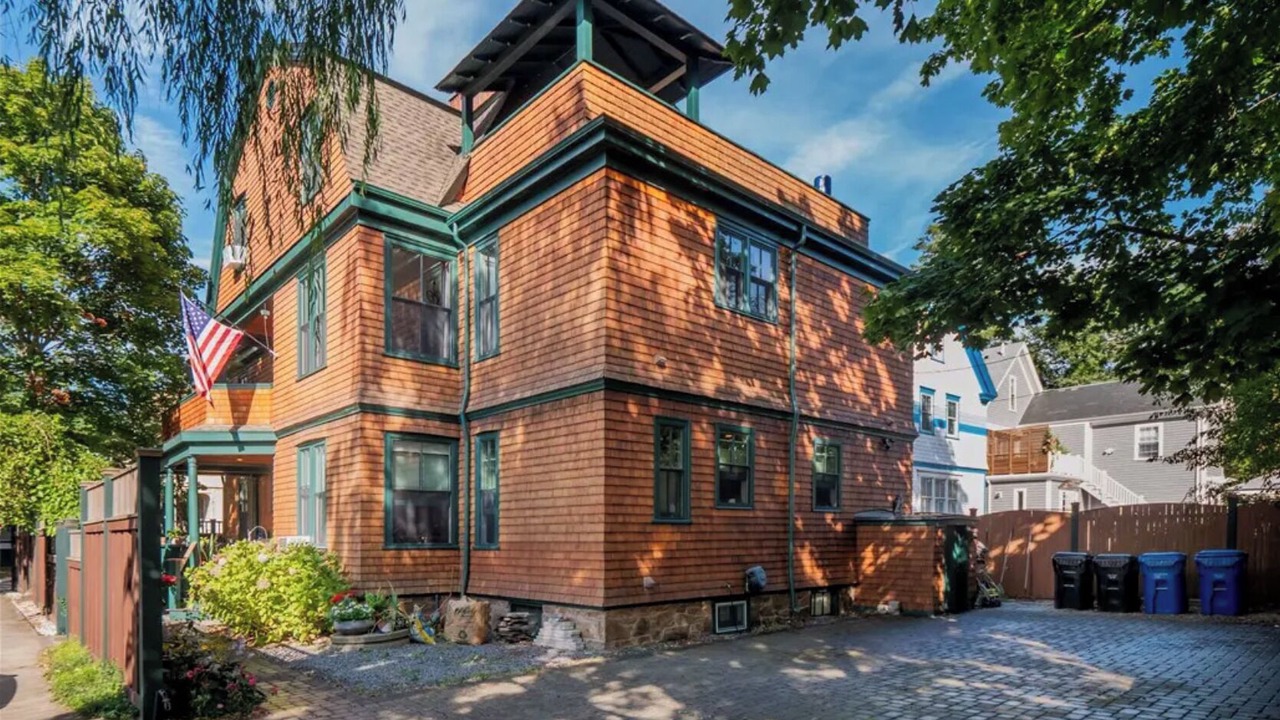 Photo of Outdoor in Top of the Hill