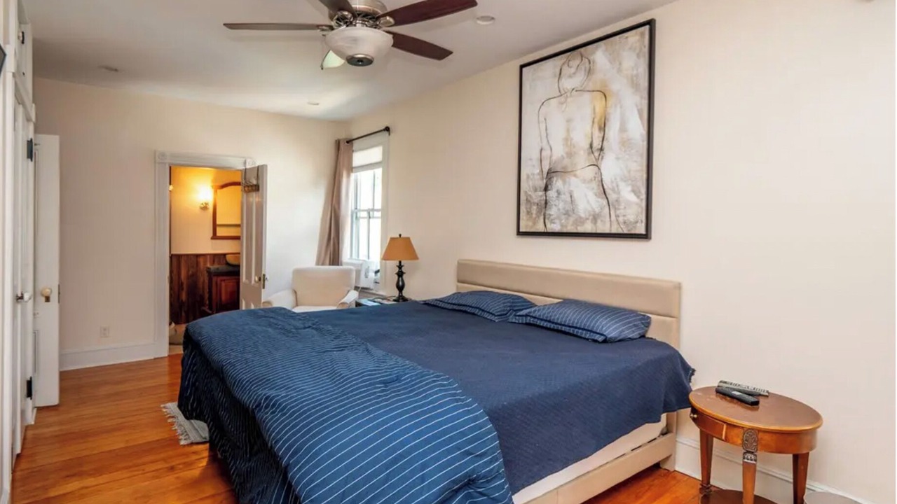 Photo of Bedroom in Top of the Hill