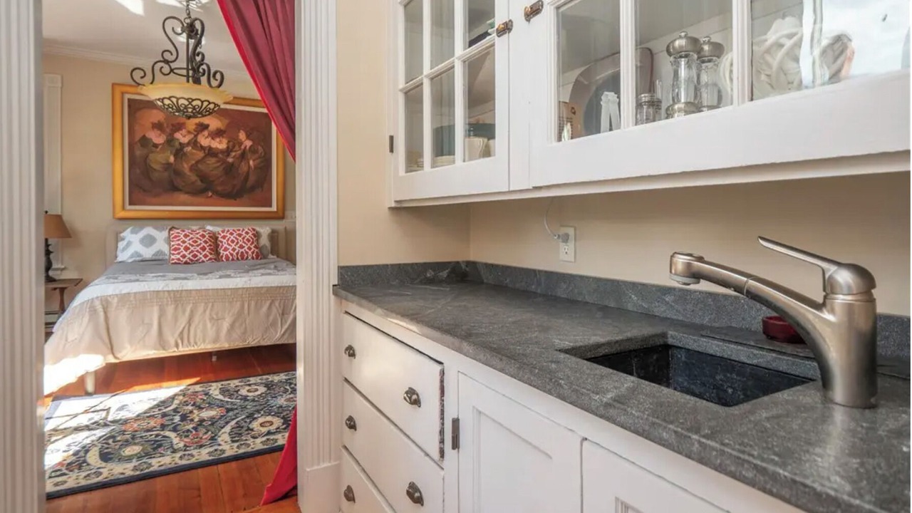 Photo of Bathroom in Top of the Hill