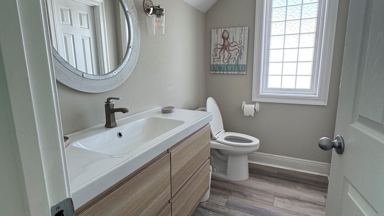 Photo of Bathroom in Ocean Springs