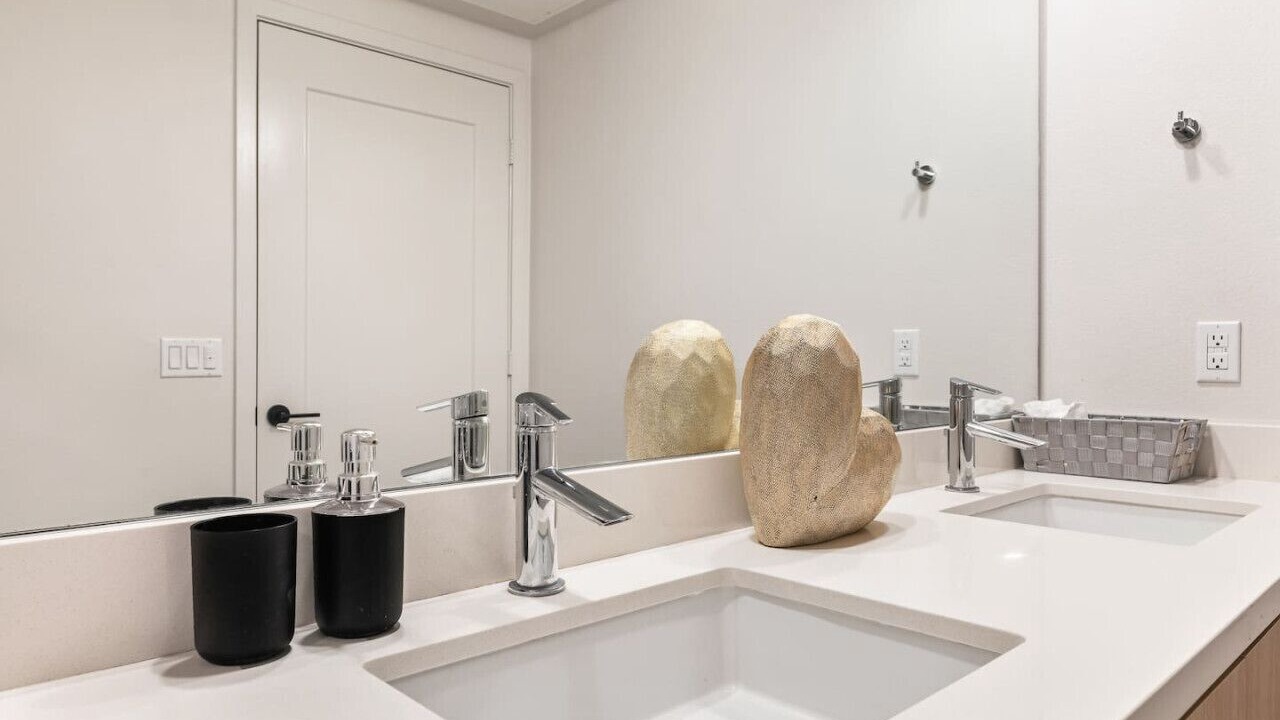 Photo of Bathroom in Santa Ana Heights