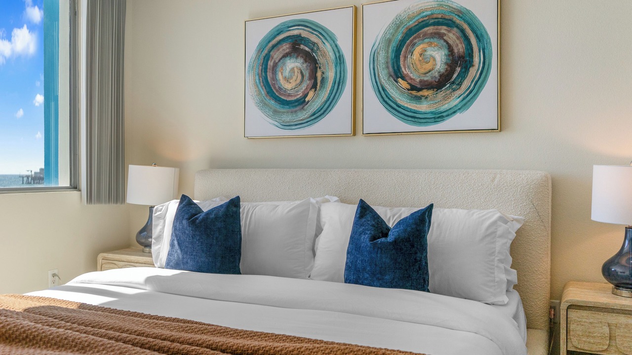 Photo of Bedroom in Downtown