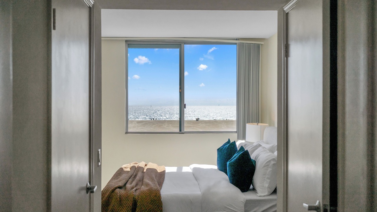 Photo of Bedroom in Downtown