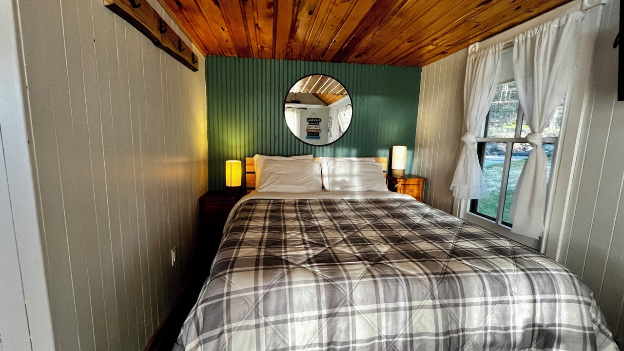 Photo of Bedroom in South Haven