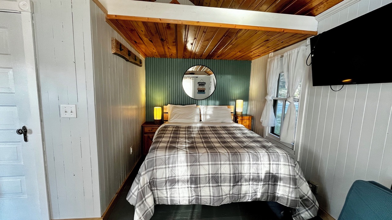 Photo of Bedroom in South Haven