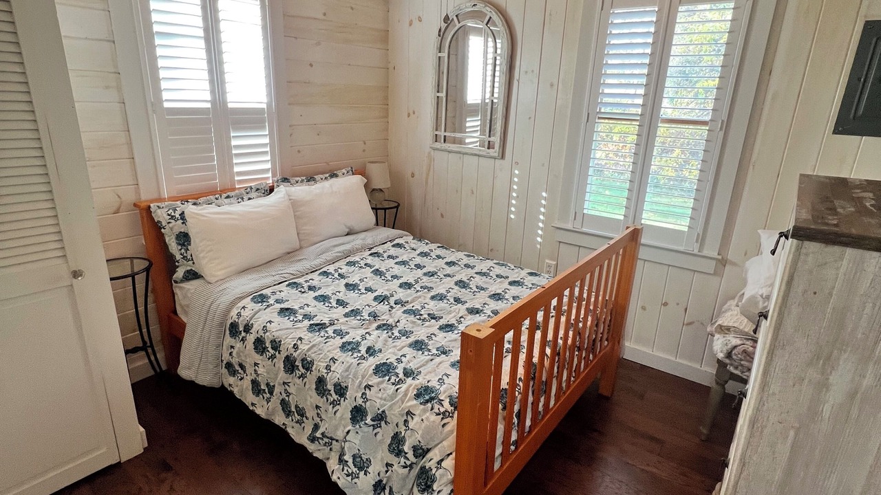 Photo of Bedroom in East Orleans