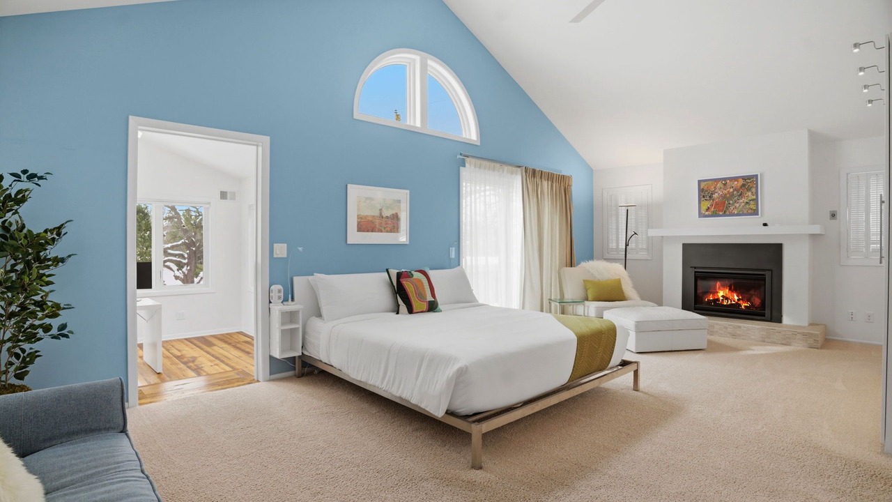 Photo of Livingroom in Calhoun Isles