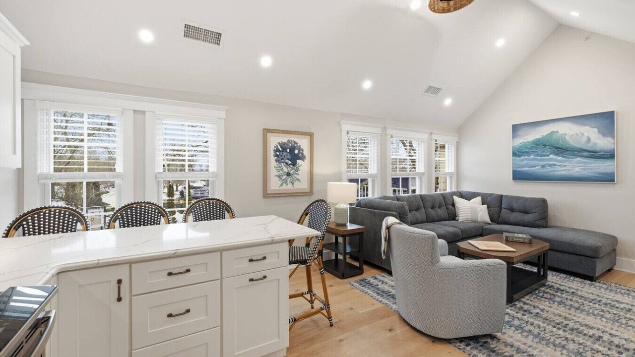 Photo of Livingroom in Falmouth