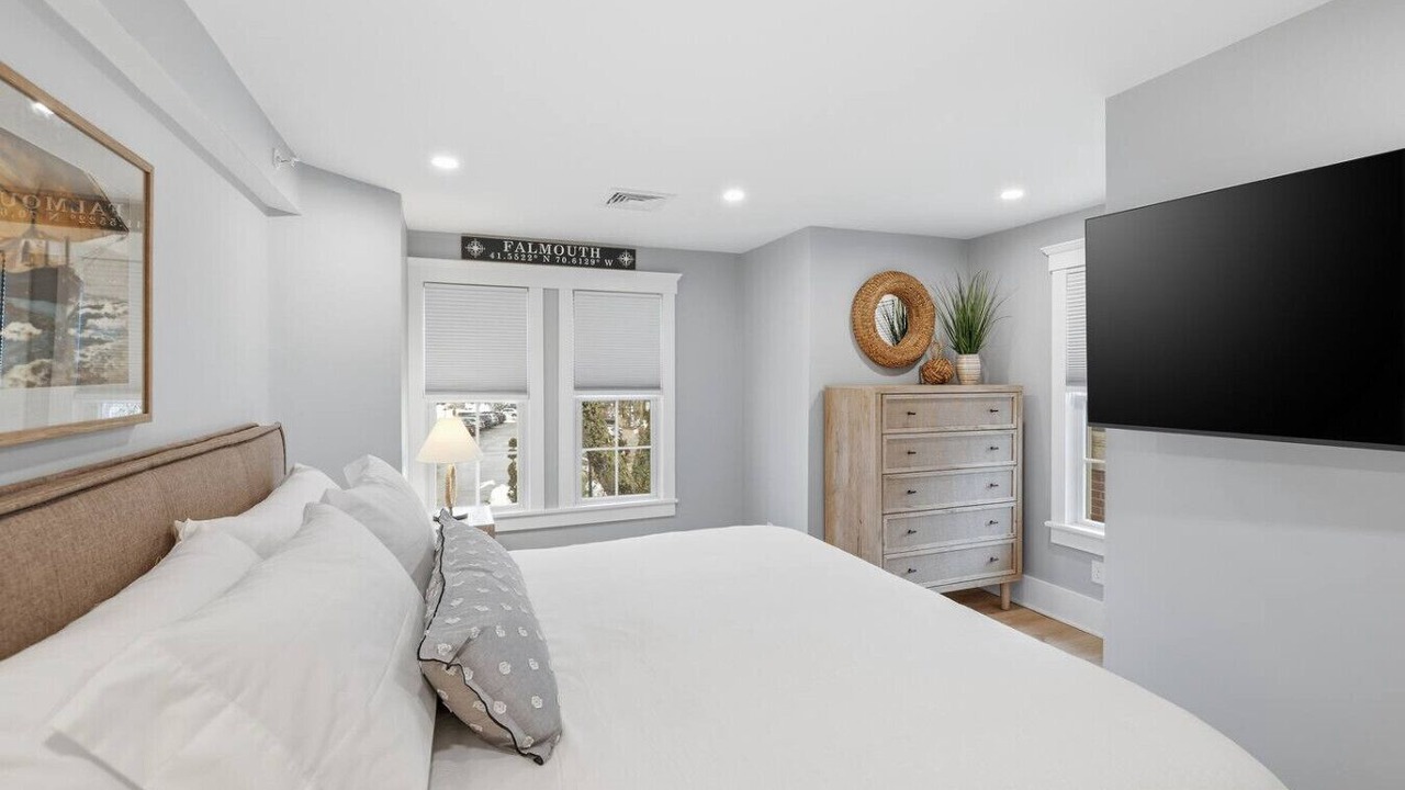 Photo of Bedroom in Falmouth