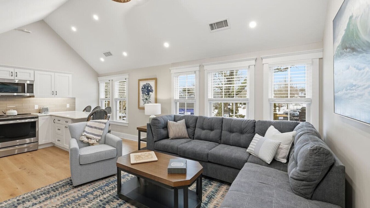 Photo of Livingroom in Falmouth