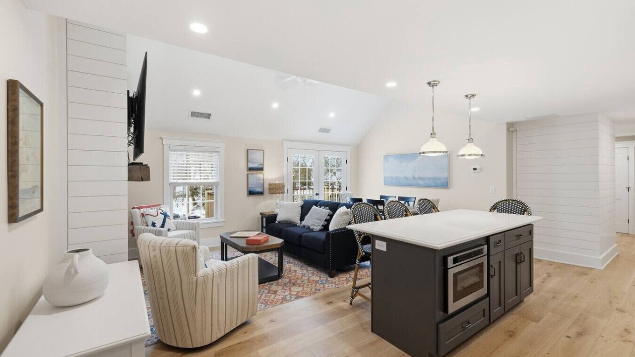 Photo of Livingroom in Falmouth
