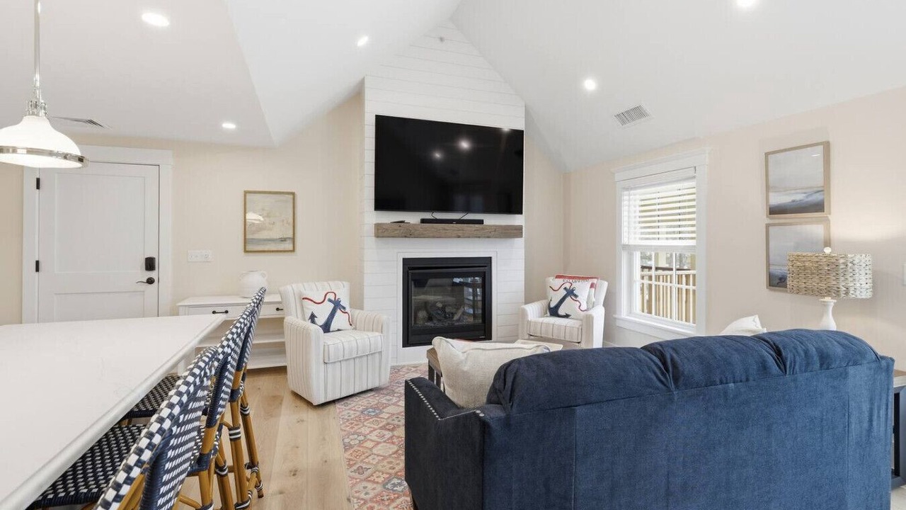 Photo of Livingroom in Falmouth