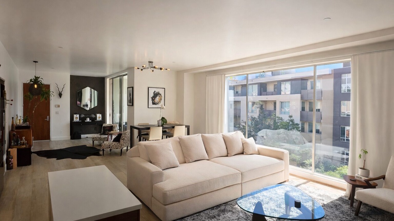 Photo of Livingroom in Hollywood