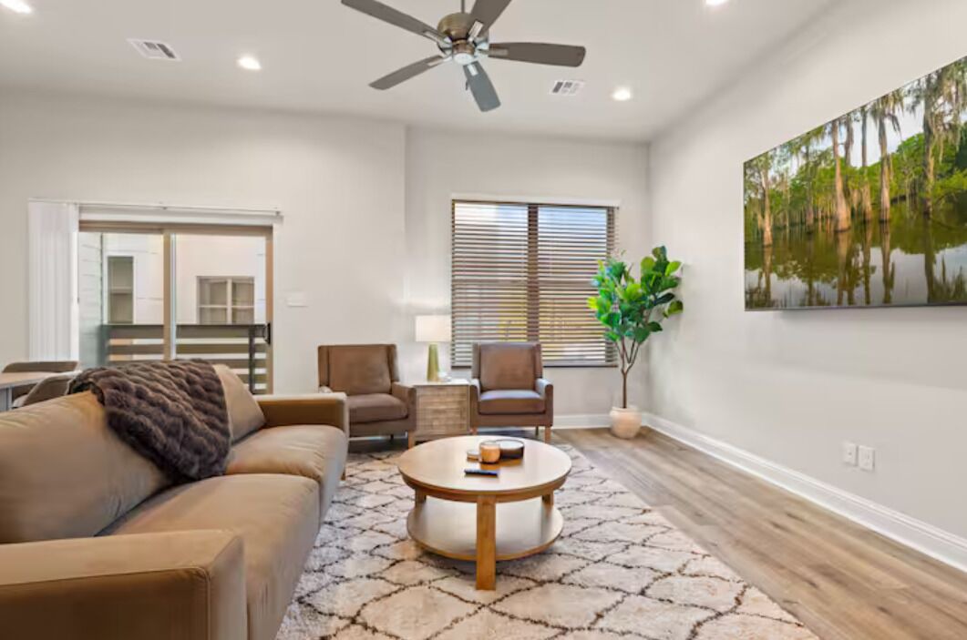 Photo of Livingroom in Youngsville