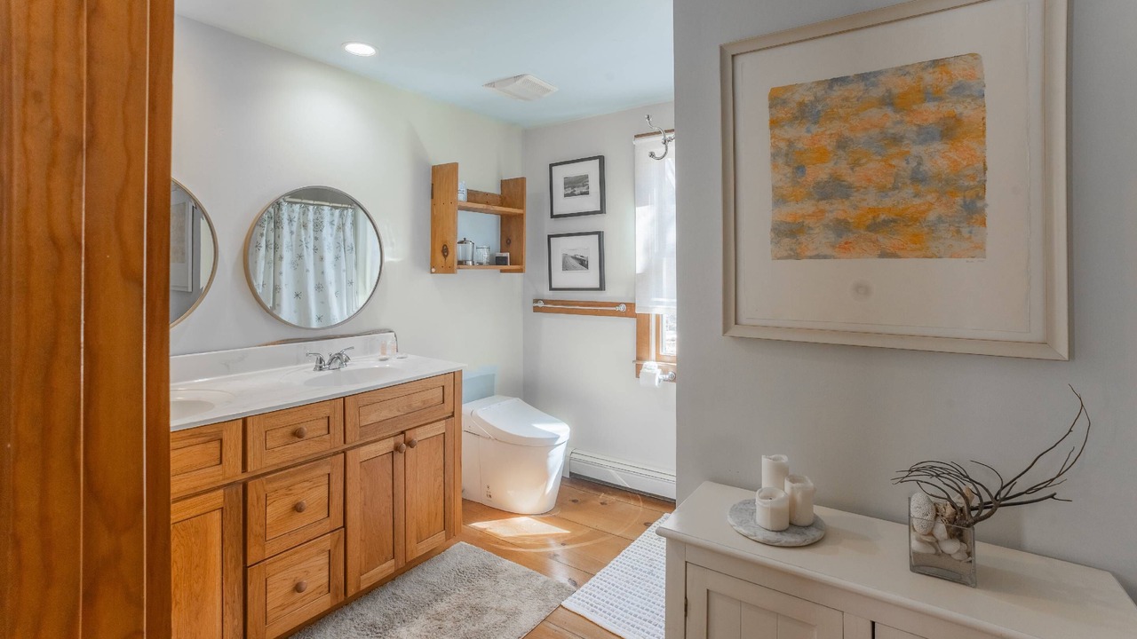 Photo of Bathroom in Truro