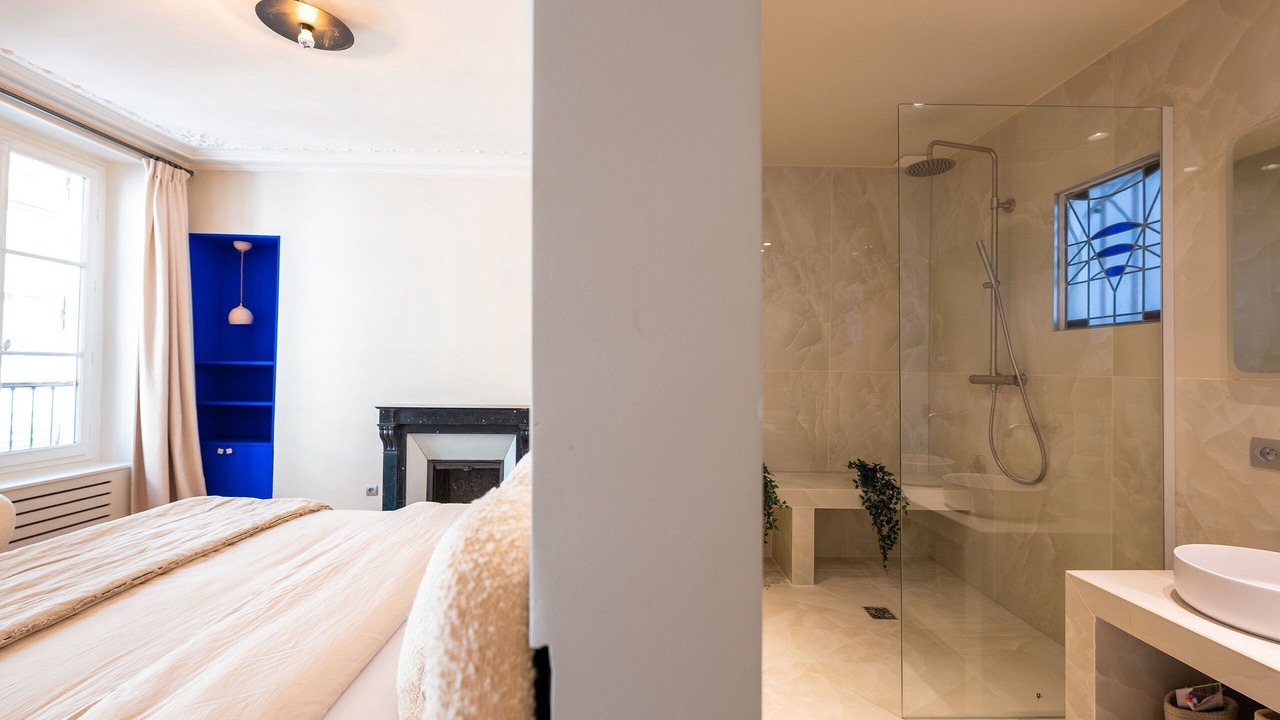 Photo of Bathroom in Quartier de la Place-Vendome