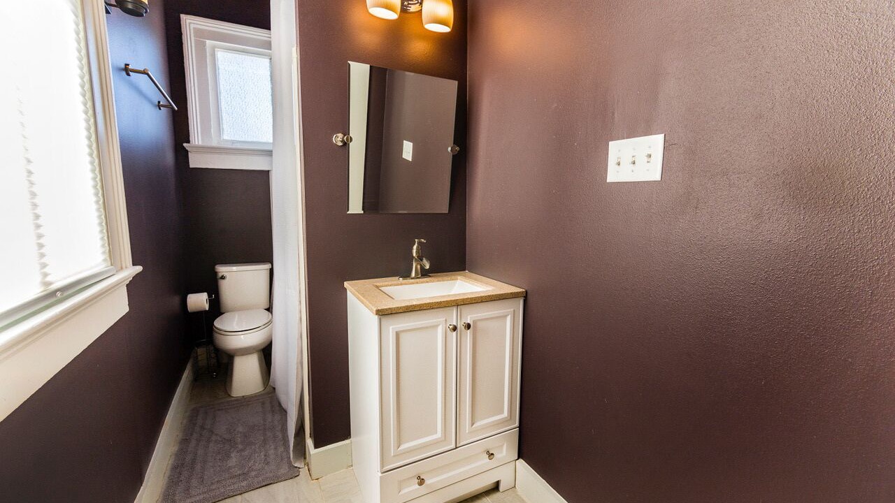 Photo of Bathroom in Seventh Ward