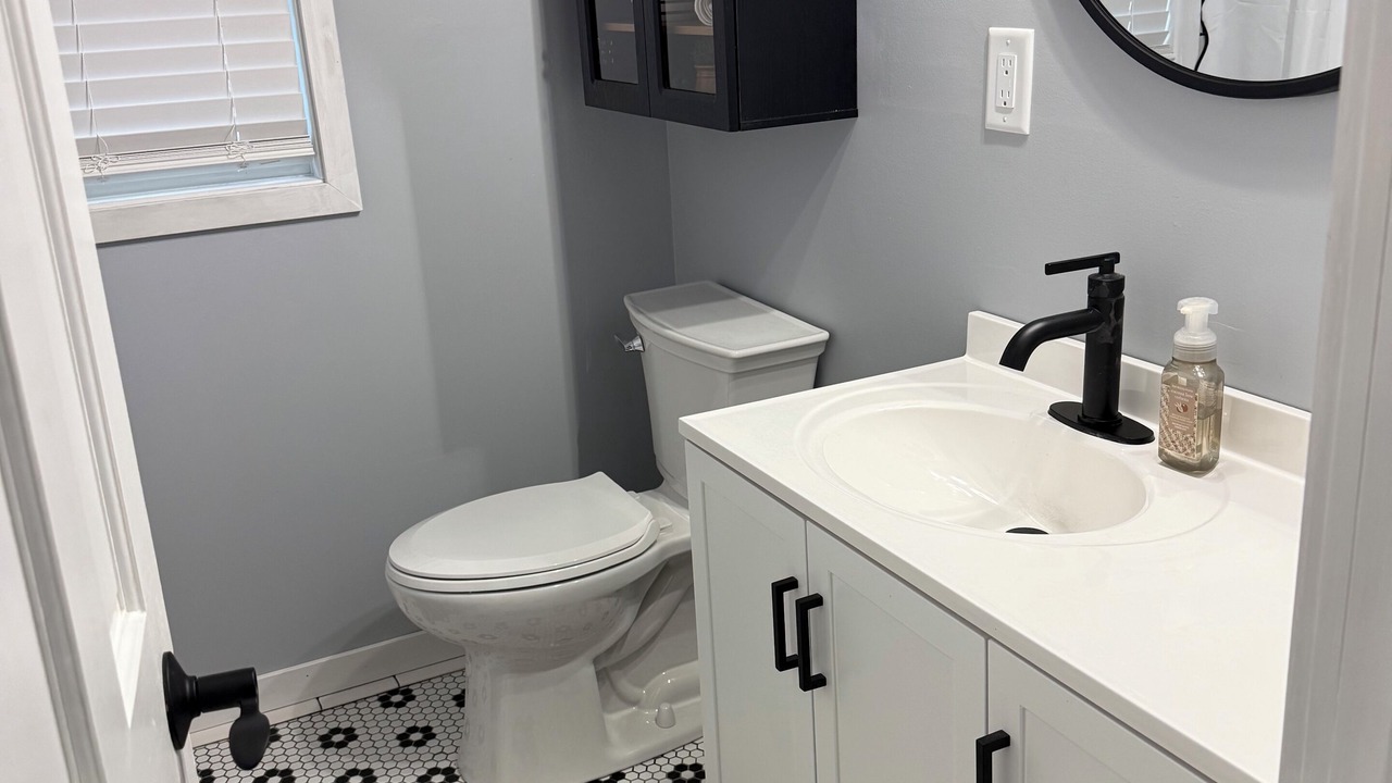 Photo of Bathroom in Alexandria