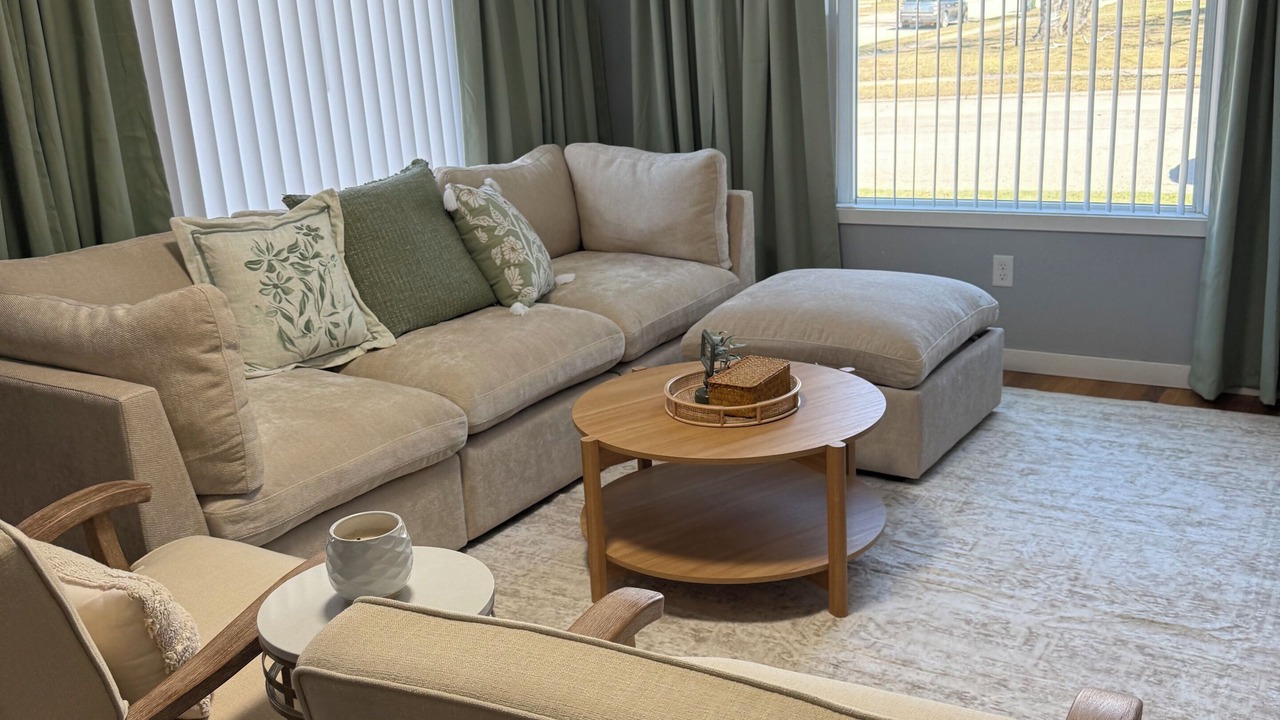 Photo of Livingroom in Alexandria
