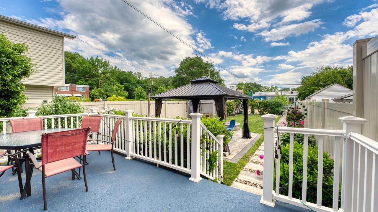 Photo of Outdoor in Lower Central NE