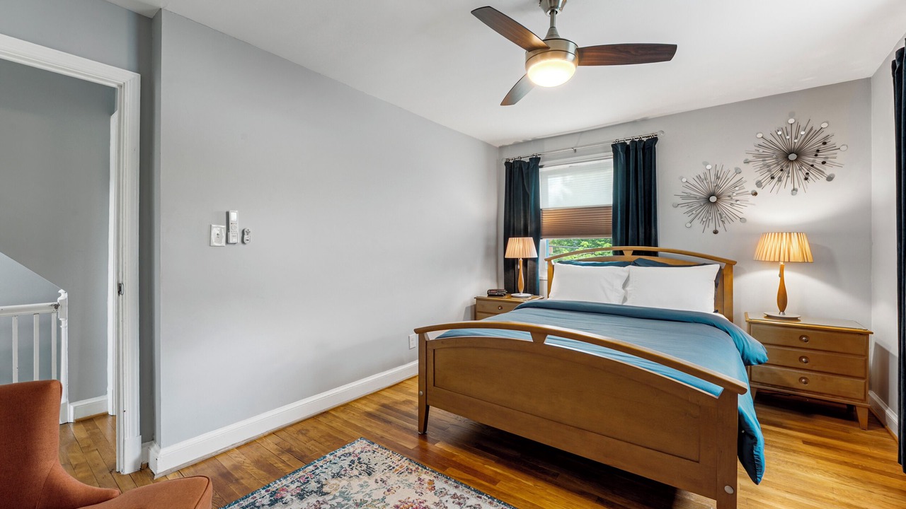 Photo of Bedroom in Lower Central NE