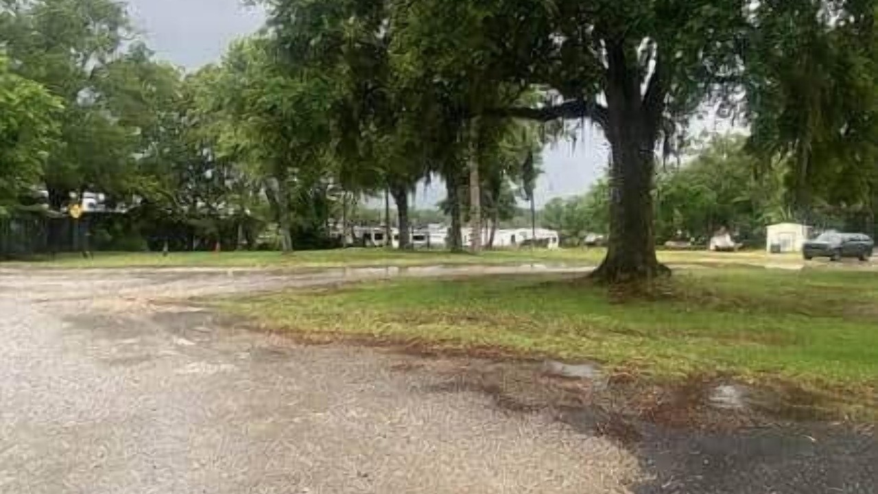 Photo of Others in Gautier