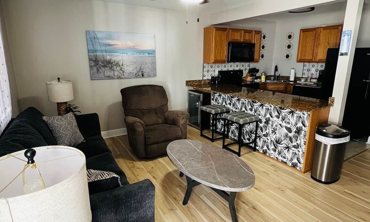 Photo of Livingroom in Biloxi