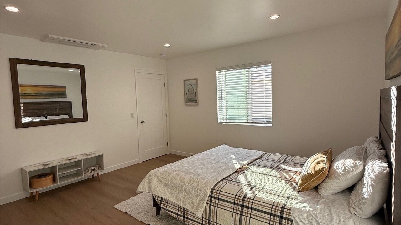 Photo of Bedroom in Harbor