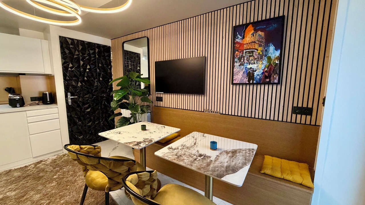 Photo of Kitchen in 8th Arrondissement