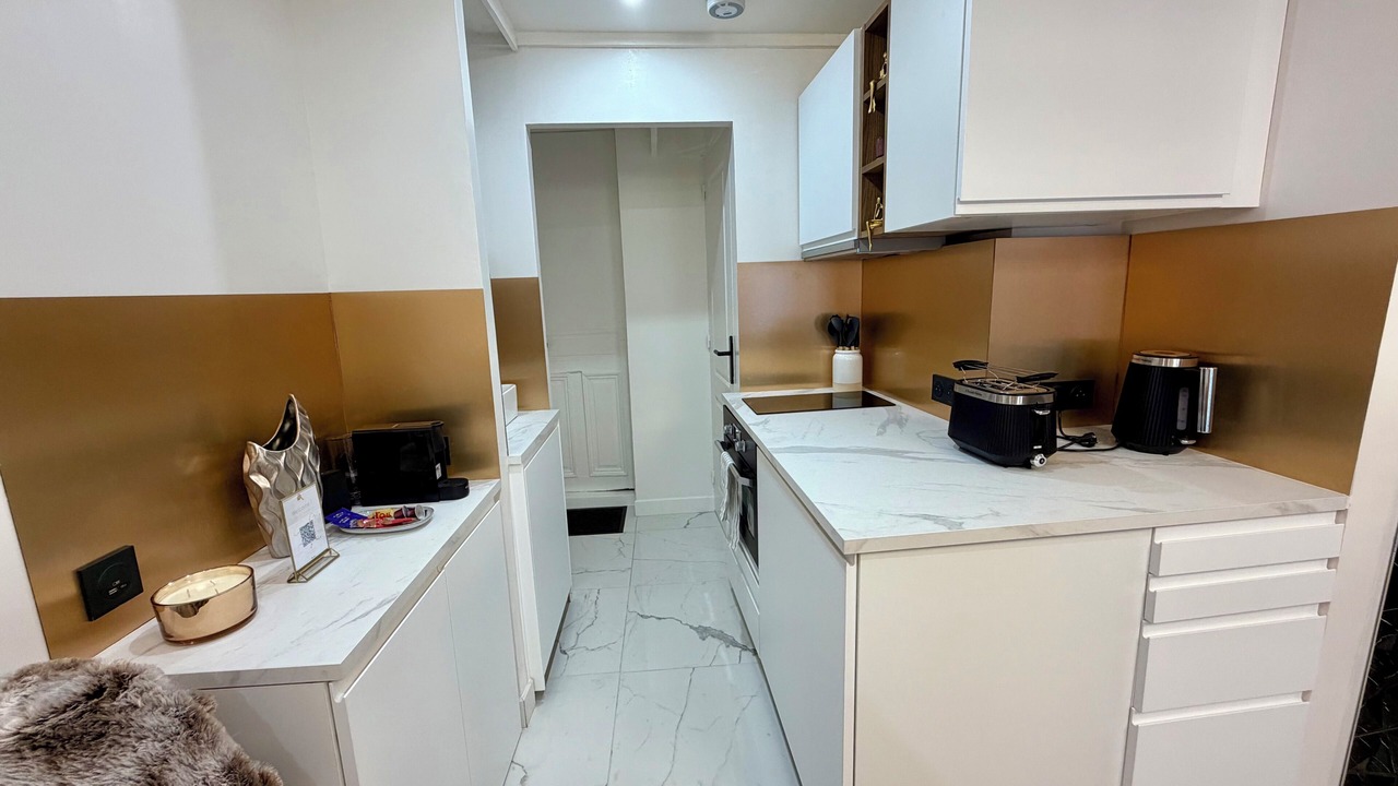 Photo of Kitchen in 8th Arrondissement