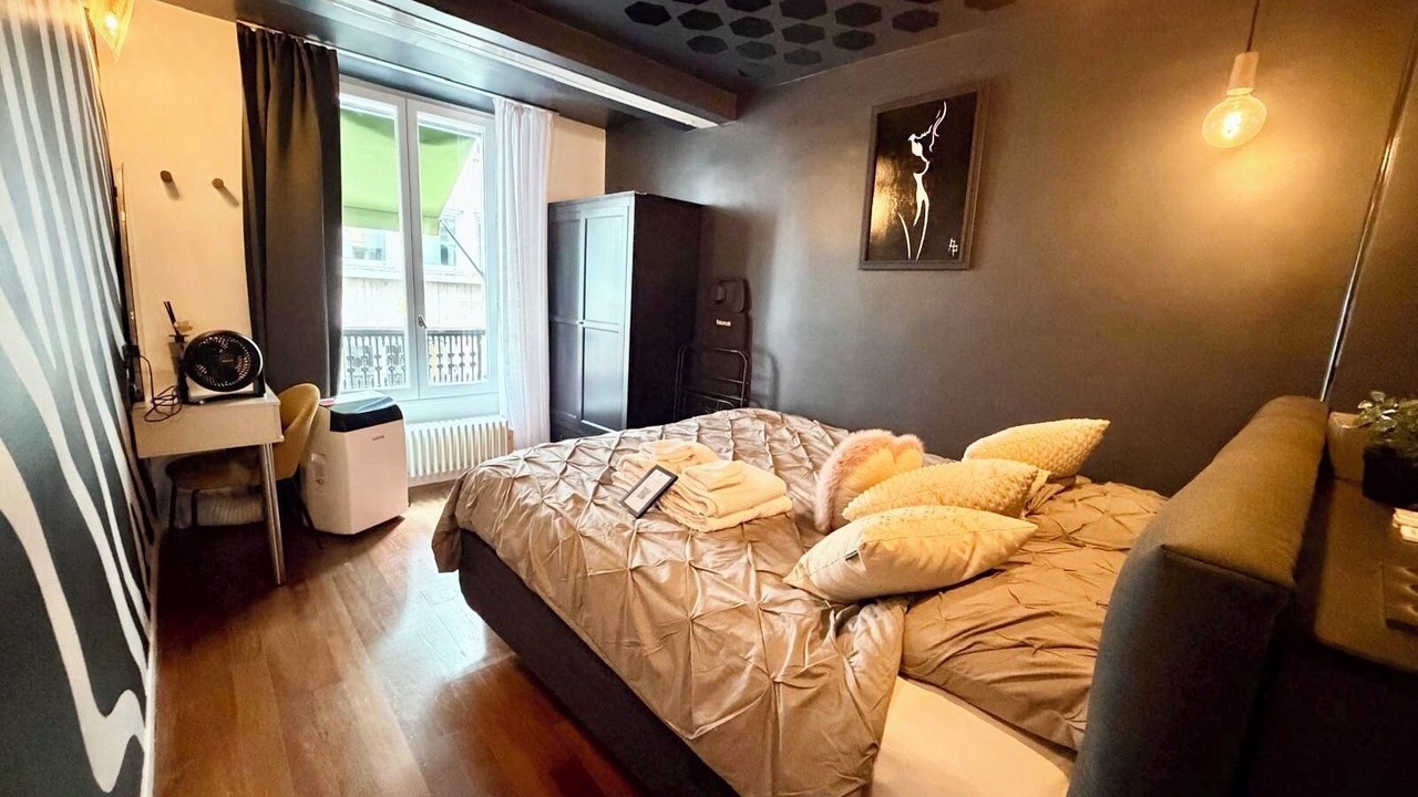 Photo of Bedroom in 8th Arrondissement