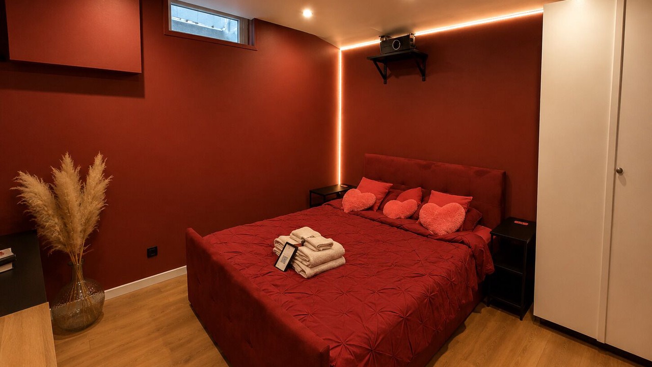 Photo of Bedroom in 8th Arrondissement