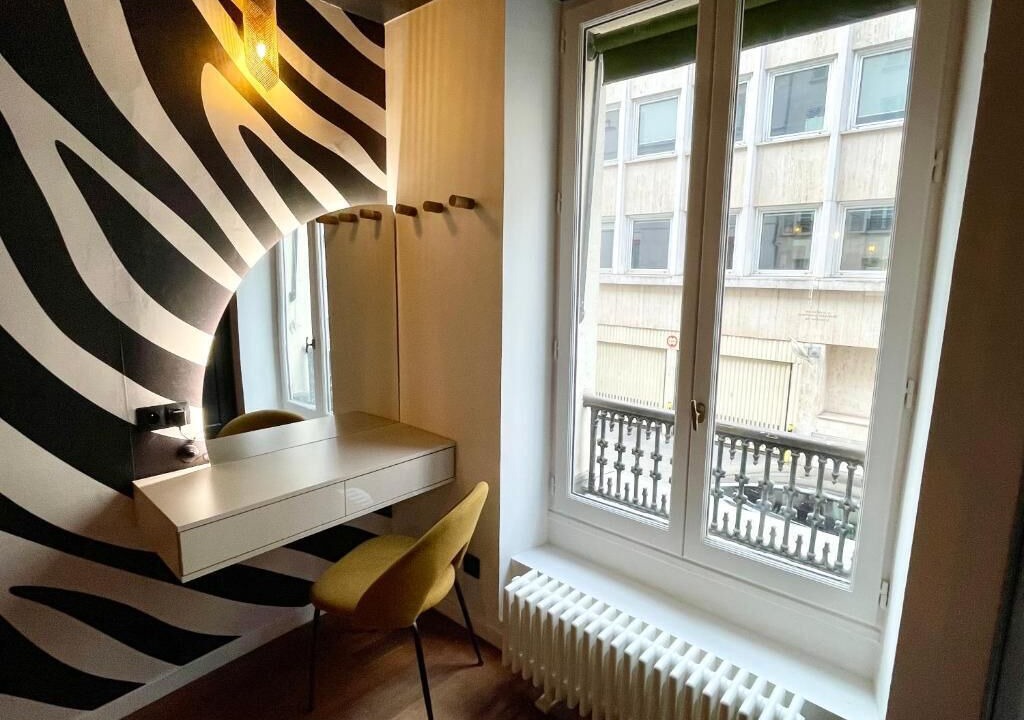 Photo of Bedroom in 8th Arrondissement
