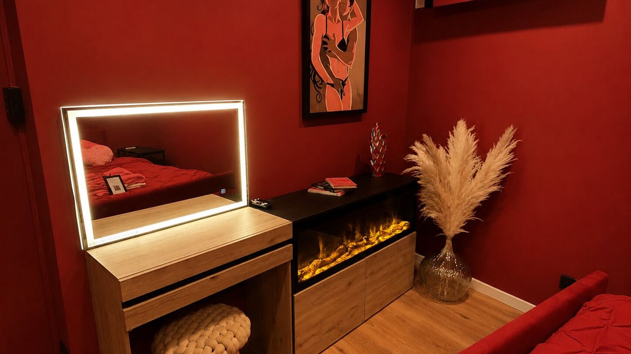 Photo of Bedroom in 8th Arrondissement