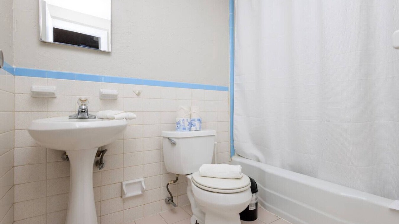 Photo of Bathroom in Prudential - St. Botolph
