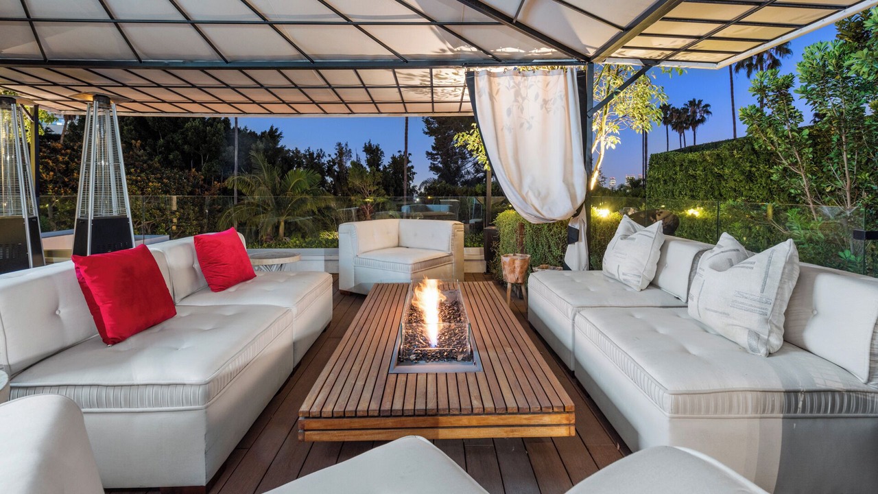 Photo of Patio Balcony in Beverly Hills