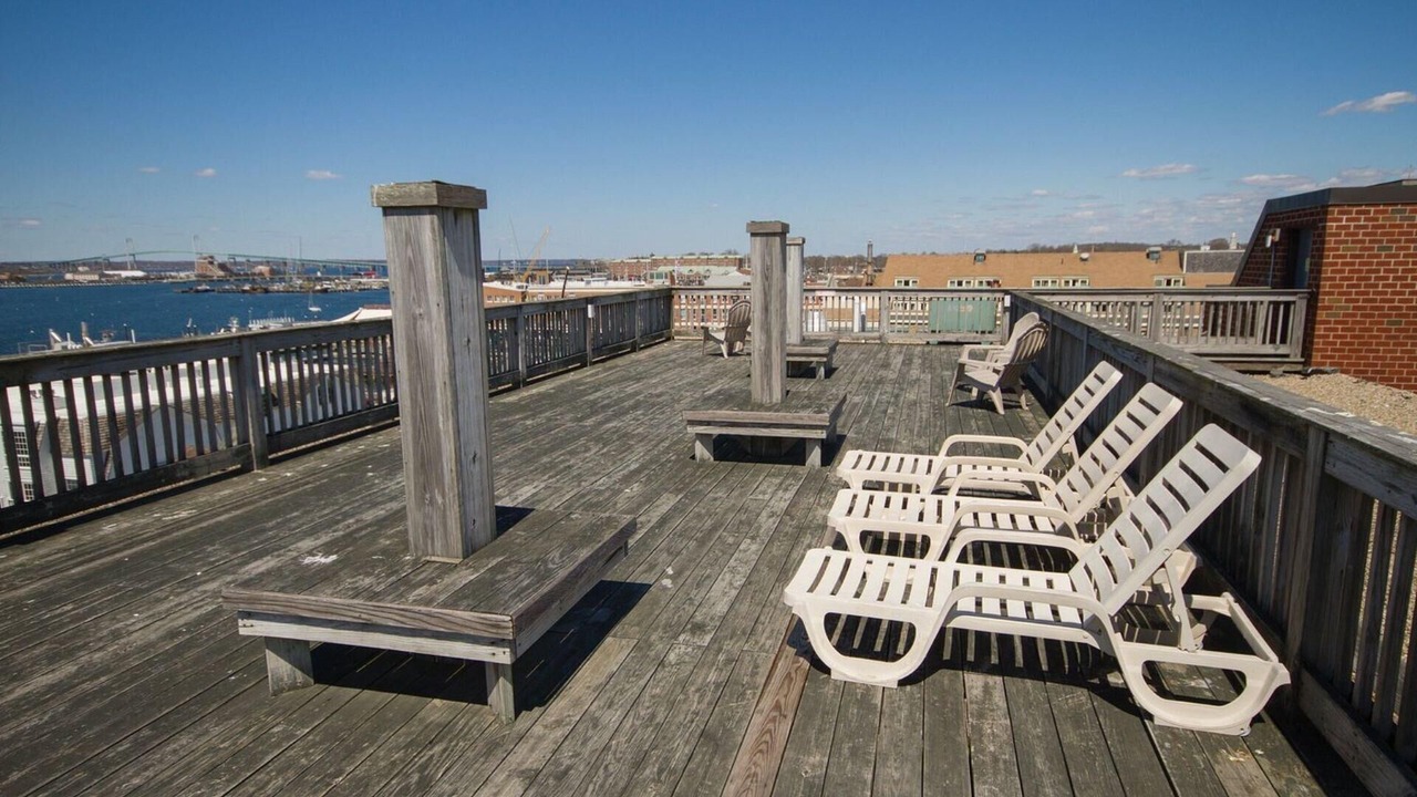 Photo of Patio Balcony in Yachting Village