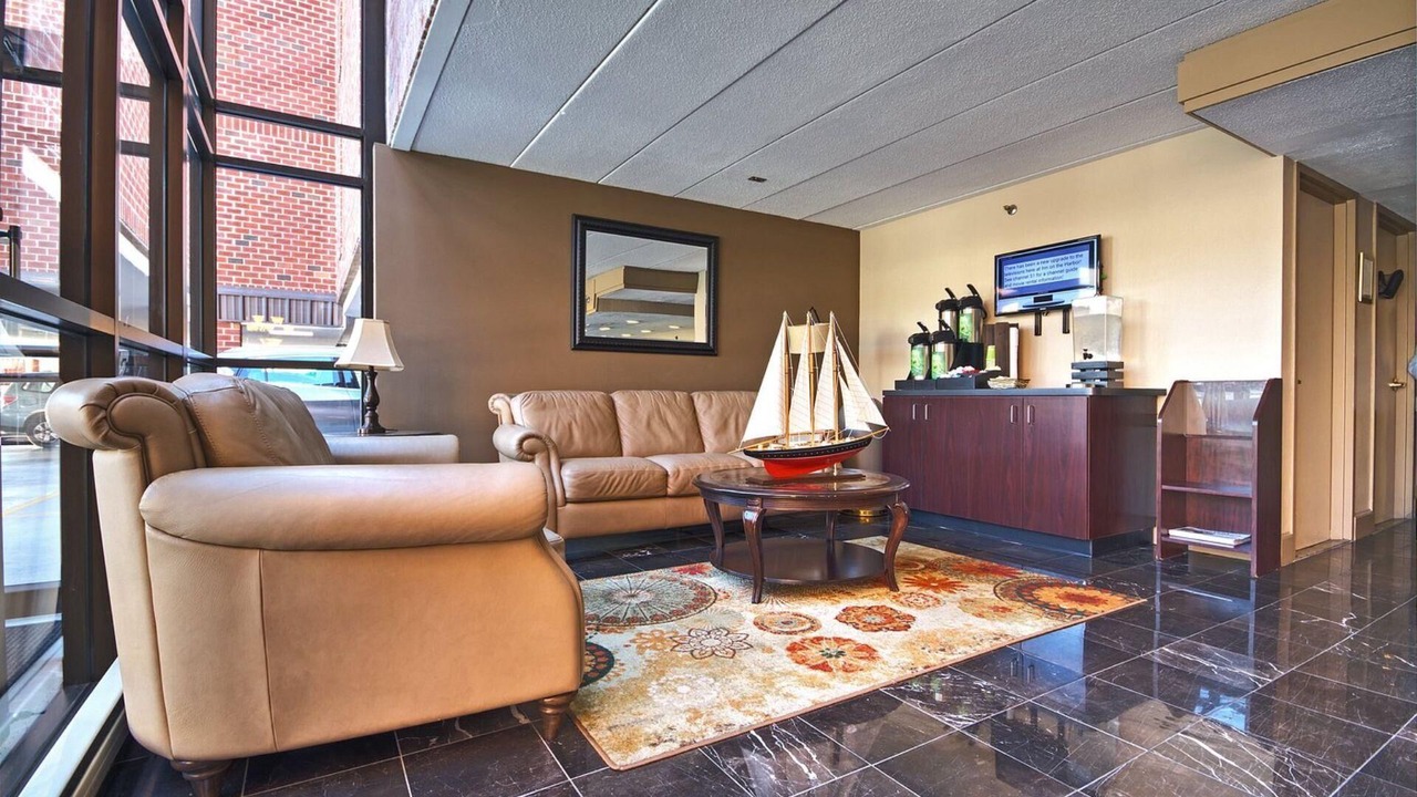 Photo of Livingroom in Yachting Village
