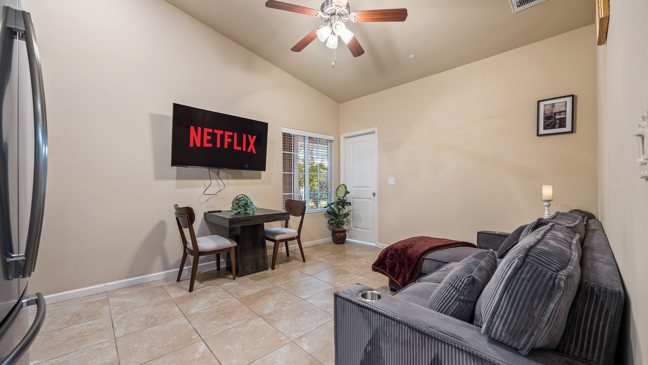Photo of Livingroom in Pumpkin Center