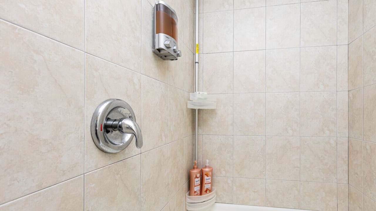Photo of Bathroom in Roxbury