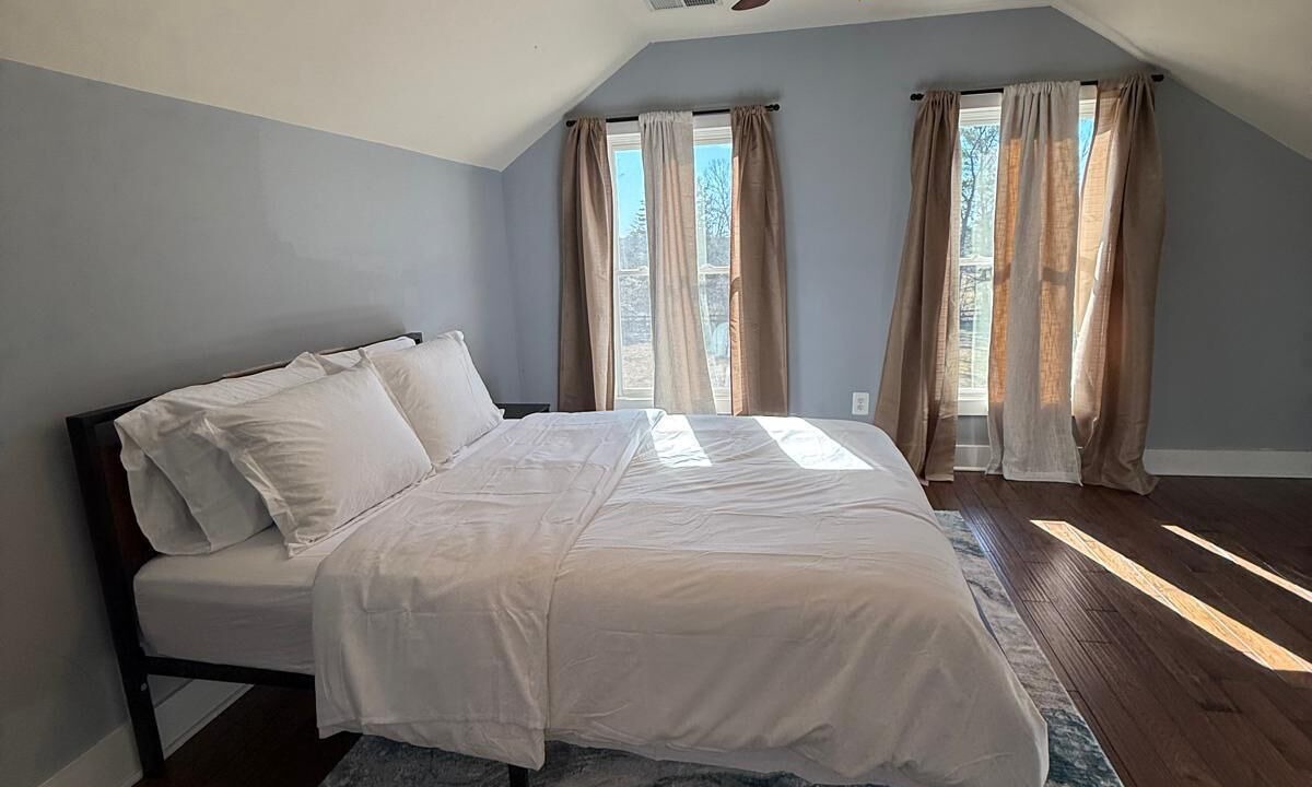 Photo of Bedroom in Haymarket