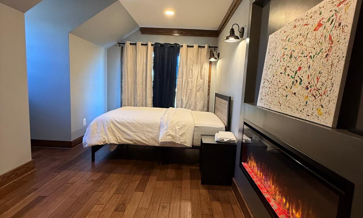 Photo of Bedroom in Haymarket