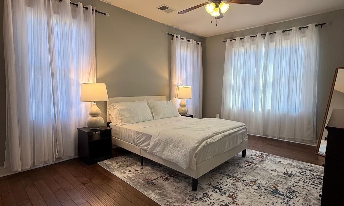 Photo of Bedroom in Haymarket