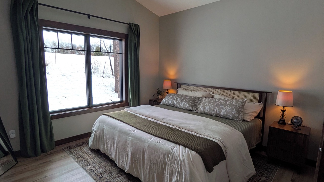 Photo of Bedroom in Breezy Point