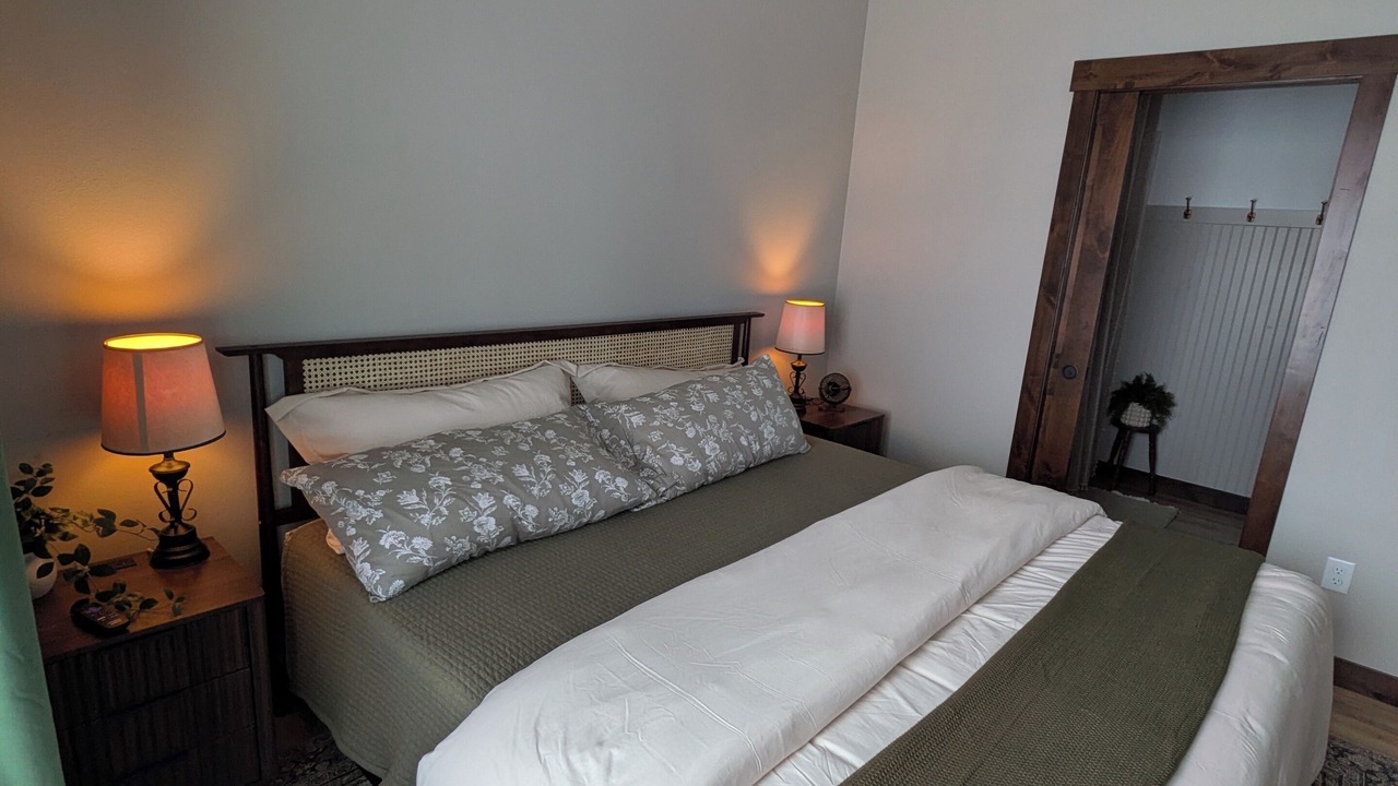 Photo of Bedroom in Breezy Point